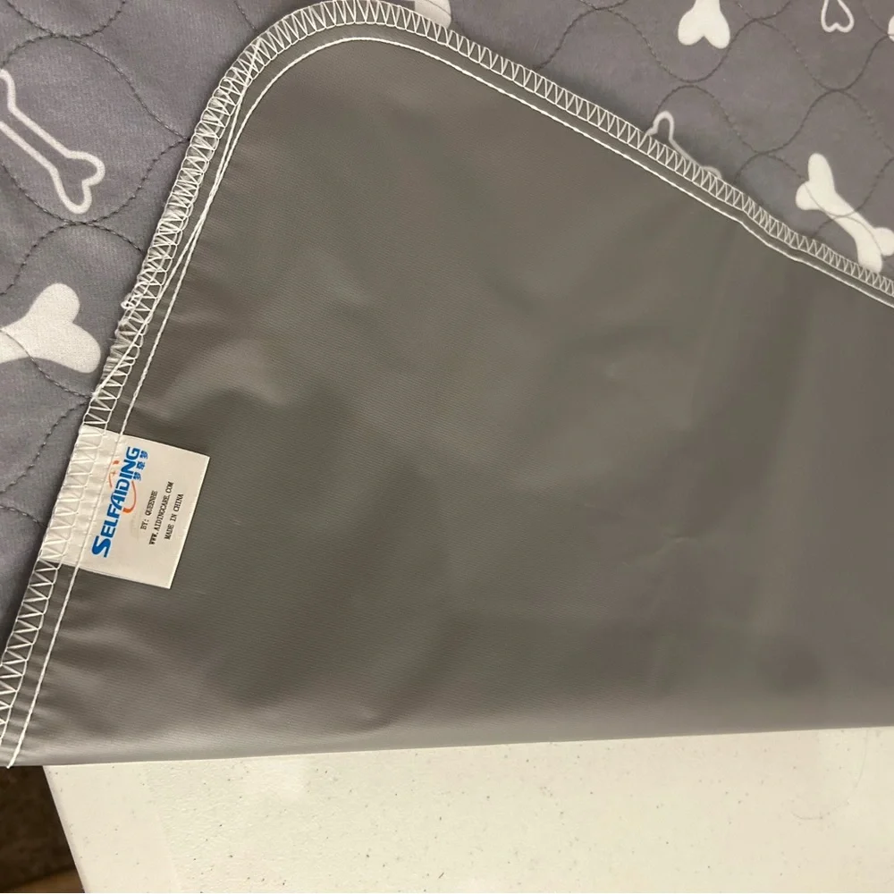 Gray/White Dog Bone Pattern. - Picture 2 of 3